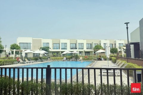 Townhouse de 3 dormitorios en Dubai, UAE No. 163218 3