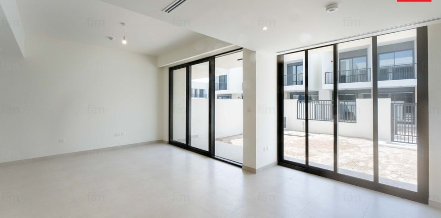 4 غرف نوم تاون هاوس في Town Square, الإمارات العربية المتحدة رقم 104615
