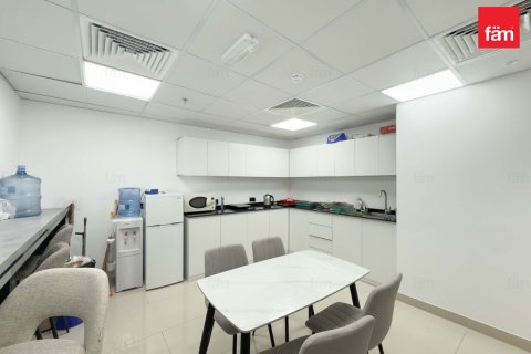 356m² Office in Business Bay, UAE No. 143437 8