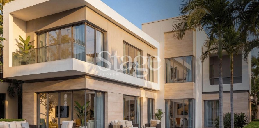 4 bedrooms Villa in Dubai Land, UAE No. 198467