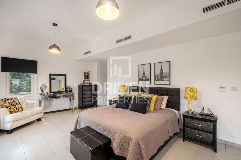 Villa de 5 chambres à The Villa, UAE No. 138414 14