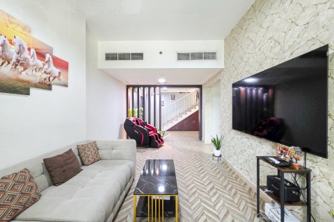 2 bedrooms Apartment in Dubai Sports City, UAE No. 210437 8