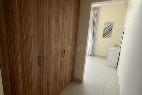 Вилла с 4 спальнями в District 11, ОАЭ №166990 19
