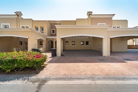 3 bedrooms Townhouse in Dubai, UAE No. 148508 3