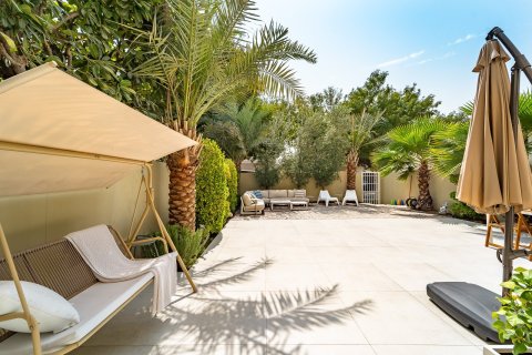 3 bedrooms Townhouse in Dubai, UAE No. 148508 18