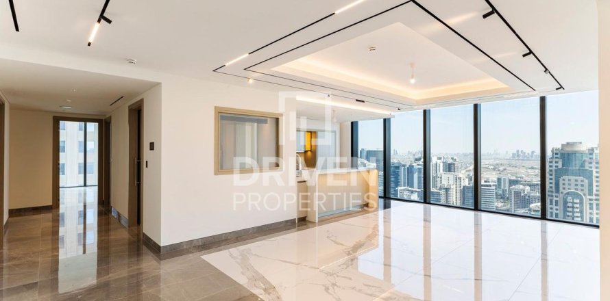 4 bedrooms Penthouse in Dubai Internet City, UAE No. 202064