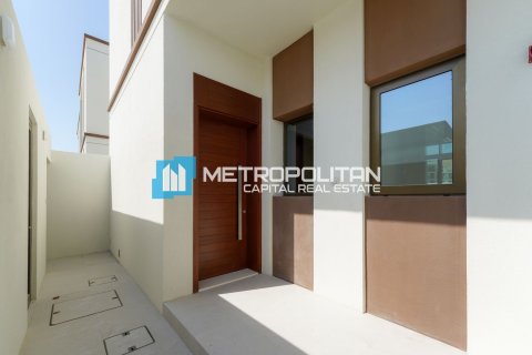 Townhouse de 2 dormitorios en Abu Dhabi, UAE No. 141749 29