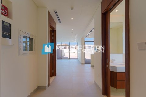 Townhouse de 2 dormitorios en Abu Dhabi, UAE No. 141749 14