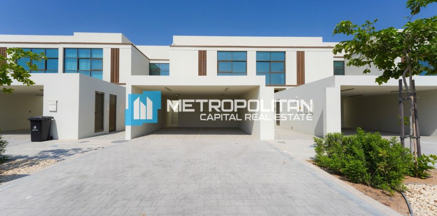 Townhouse de 2 dormitorios en Abu Dhabi, UAE No. 141749
