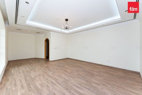 Villa de 4 dormitorios  No. 131332 18