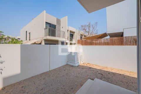 Townhouse de 3 dormitorios  No. 114668 3