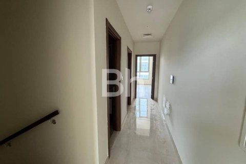 Townhouse de 4 dormitorios  No. 114665 3