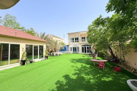 Villa de 3 dormitorios en Jumeirah Village Circle, UAE No. 67244 14