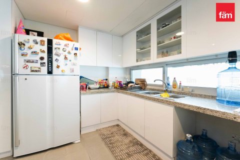 3 bedrooms Townhouse in Dubai, UAE No. 82204 12
