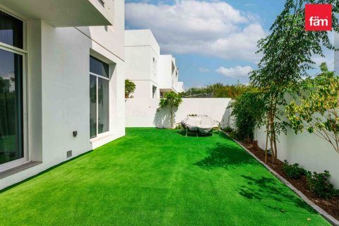 3 bedrooms Townhouse in Dubai, UAE No. 82204 11