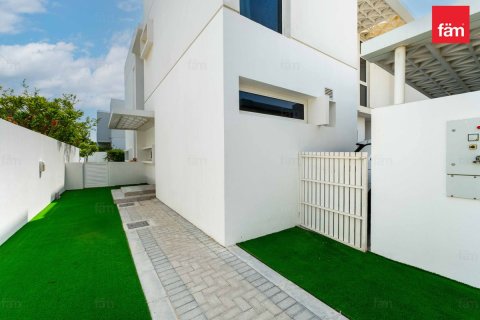 3 bedrooms Townhouse in Dubai, UAE No. 82204 15