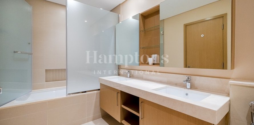 Appartement de 2 chambres à The Address Dubai Marina, UAE No. 163924