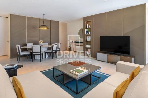 Apartment de 2 dormitorios en Al Satwa, UAE No. 202579