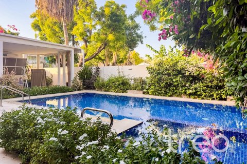 5 bedrooms Villa in Meadows 8, UAE No. 173833