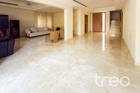 5 bedrooms Villa in Meadows 8, UAE No. 173833 3