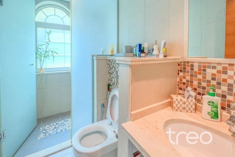 Villa de 4 dormitorios en Legacy, UAE No. 173835 17