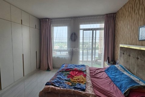 Apartment de 2 dormitorios en Motor City, UAE No. 167843 6