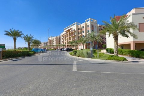 2 bedrooms Apartment in Al Ghadeer, UAE No. 172439 16