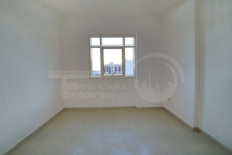 2 bedrooms Apartment in Al Ghadeer, UAE No. 172439 8