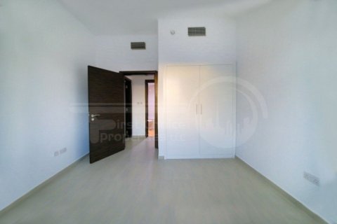 2 bedrooms Apartment in Al Ghadeer, UAE No. 172439 9
