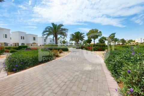 Villa de 4 chambres à Al Ghadeer, UAE No. 172438 3