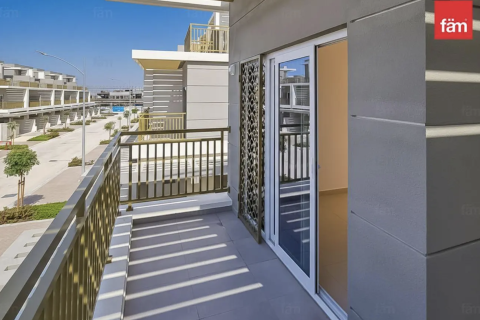 3 bedrooms Townhouse in Dubai, UAE No. 184483 7