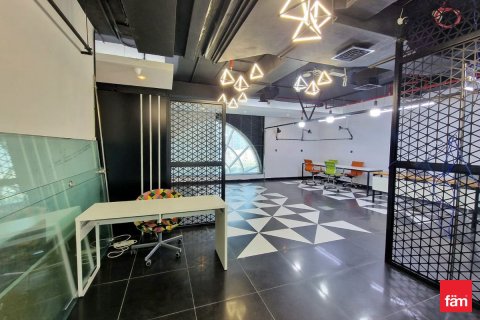 Office de 94.3m² en Dubai, UAE No. 161305 6