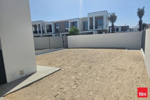 4 bedrooms Villa in Dubai, UAE No. 161311 13