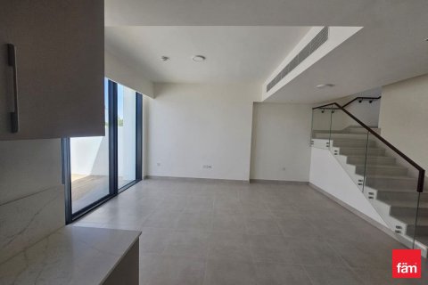 4 bedrooms Villa in Dubai, UAE No. 161311 8