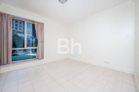 Apartment de 2 dormitorios en Dubai Marina, UAE No. 91885 8