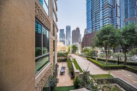 Apartment de 2 dormitorios en Dubai Marina, UAE No. 91885 3