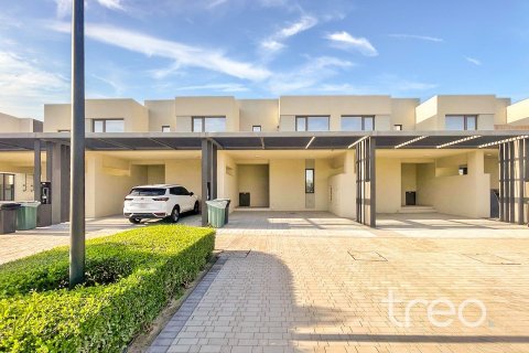 Townhouse de 3 dormitorios en Dubai South (Dubai World Central), UAE No. 173736