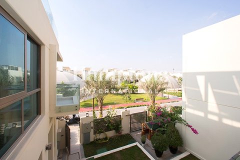 Villa de 4 dormitorios en The Sustainable City, UAE No. 154526 5