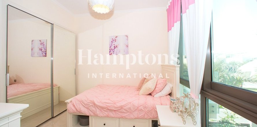 Villa de 4 dormitorios en The Sustainable City, UAE No. 154526