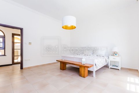 6 bedrooms Villa in Dubai, UAE No. 161879 13