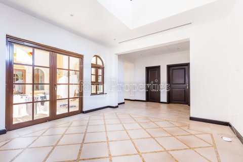 6 bedrooms Villa in Dubai, UAE No. 161879 22