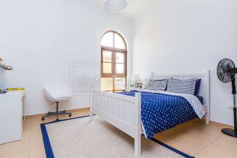 6 bedrooms Villa in Dubai, UAE No. 161879 12
