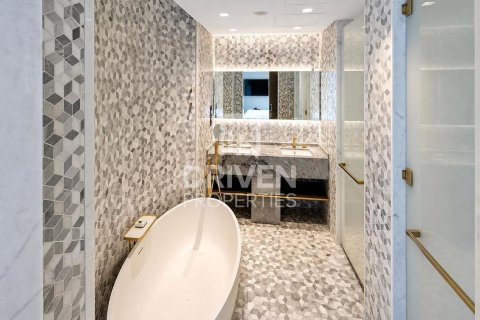 Квартира с 1 спальней в FIVE Palm Jumeirah, ОАЭ №209459 21