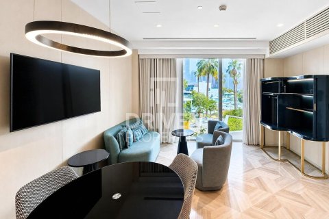 Квартира с 1 спальней в FIVE Palm Jumeirah, ОАЭ №209459