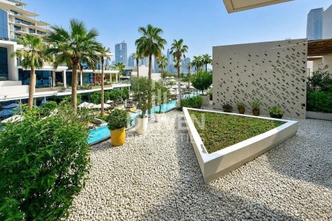 Квартира с 1 спальней в FIVE Palm Jumeirah, ОАЭ №209459 17