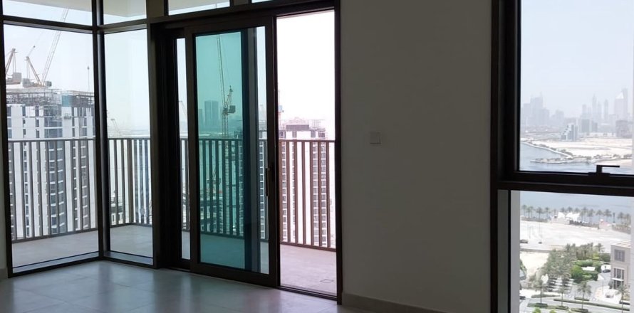 Appartement de 2 chambres à Dubai, UAE No. 89623