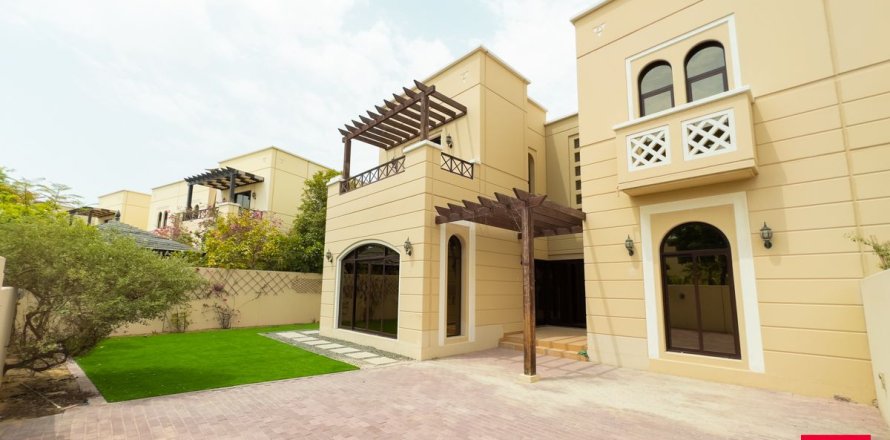 4 bedrooms Townhouse in Dubai, UAE No. 168802