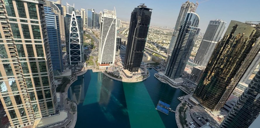 Apartment de 3 dormitorios en Dubai, UAE No. 145373