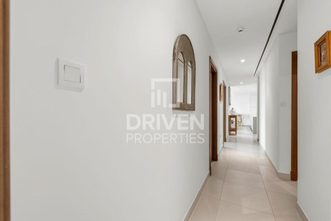 Apartment de 3 dormitorios en Al Wasl, UAE No. 190585 16