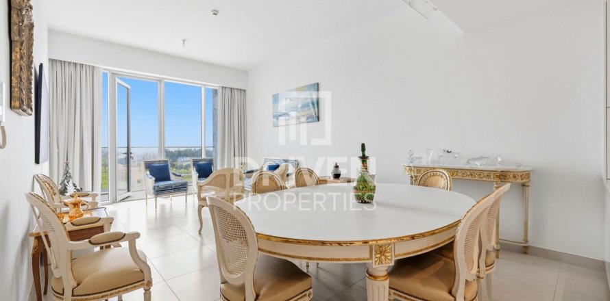 Apartment de 3 dormitorios en Al Wasl, UAE No. 190585